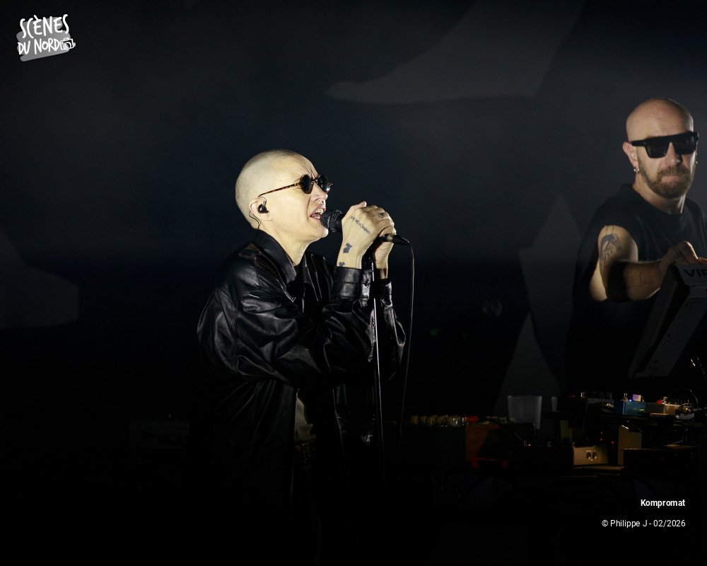 6/12 photos du spectacle Kompromat