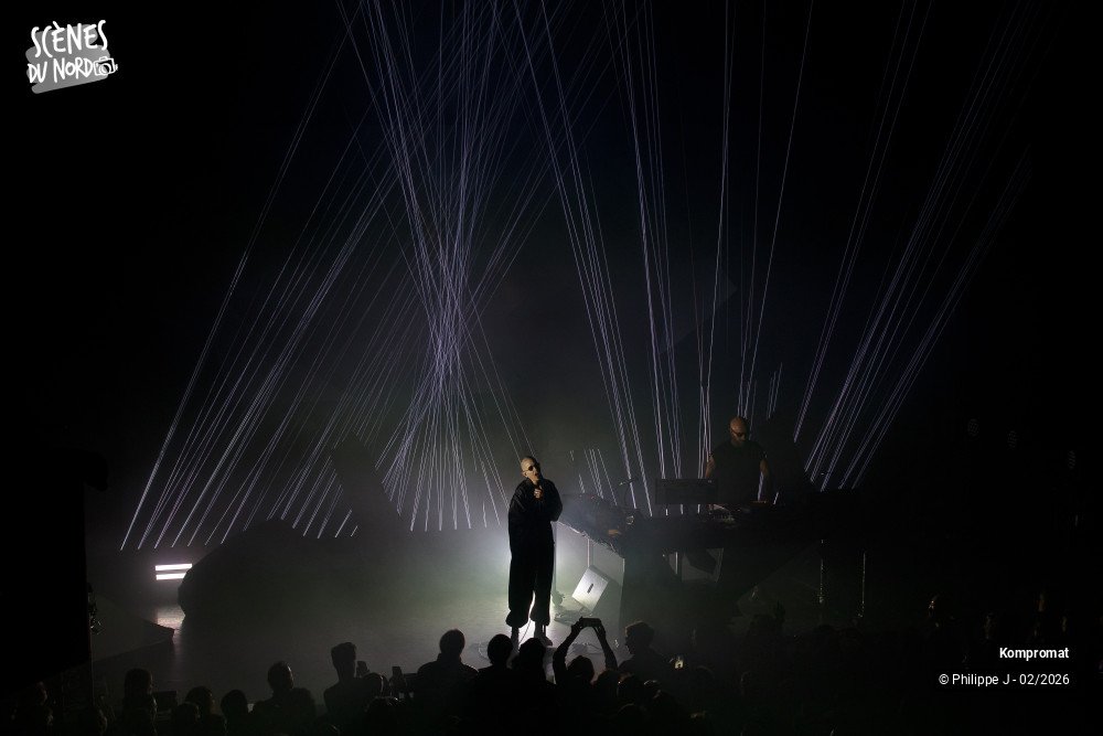 8/12 photos du spectacle Kompromat