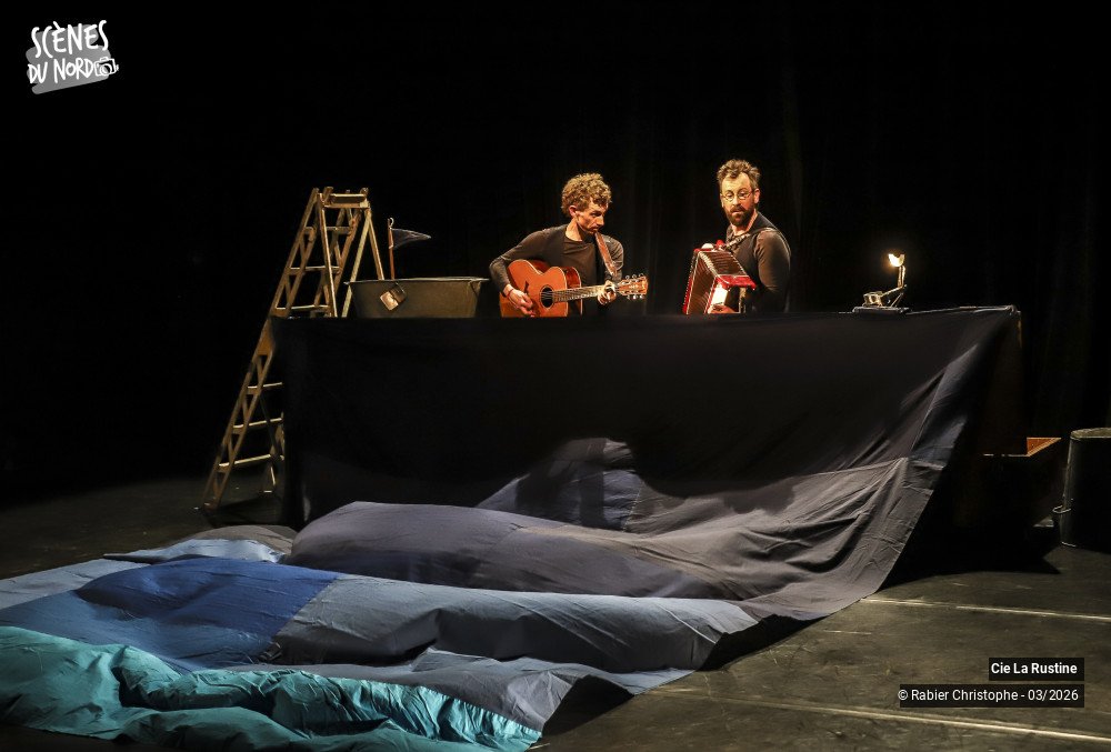 19/20 photos du spectacle A la dérive