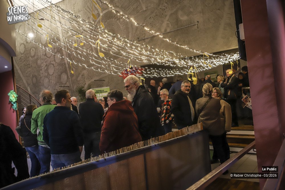 1/20 photos du spectacle Ambiance 1 au festival A travers chants 2026