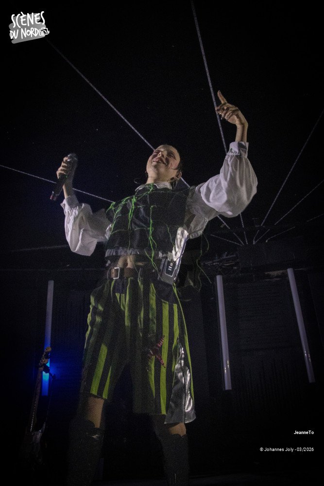 1/16 photos du spectacle JeanneTo