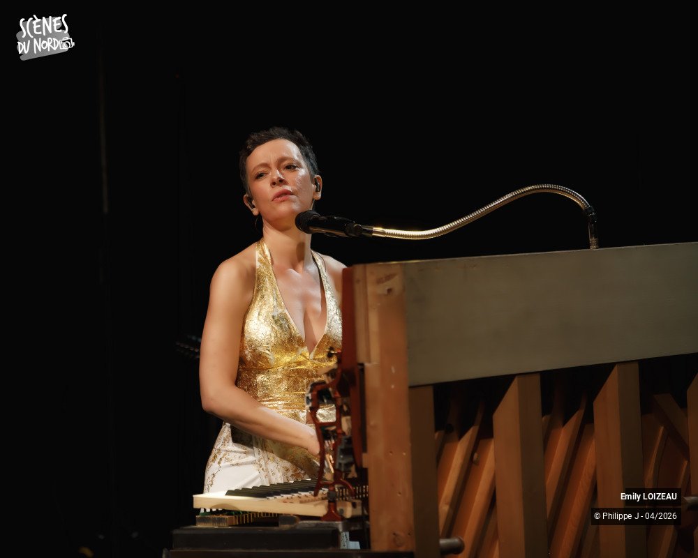4/8 photos du spectacle Emily Loizeau