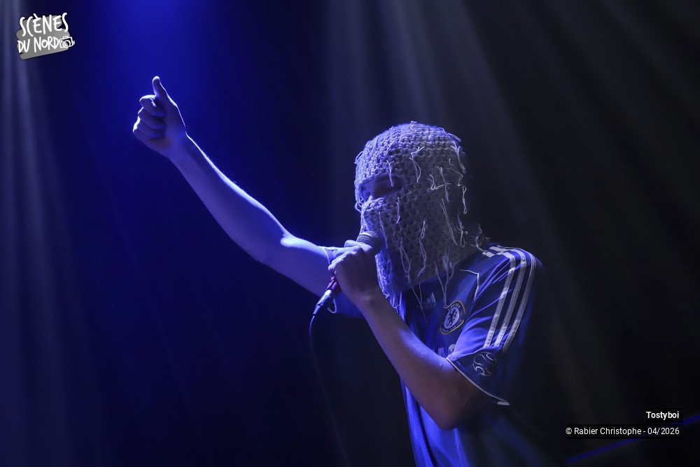 18/20 photos du spectacle tostyboi