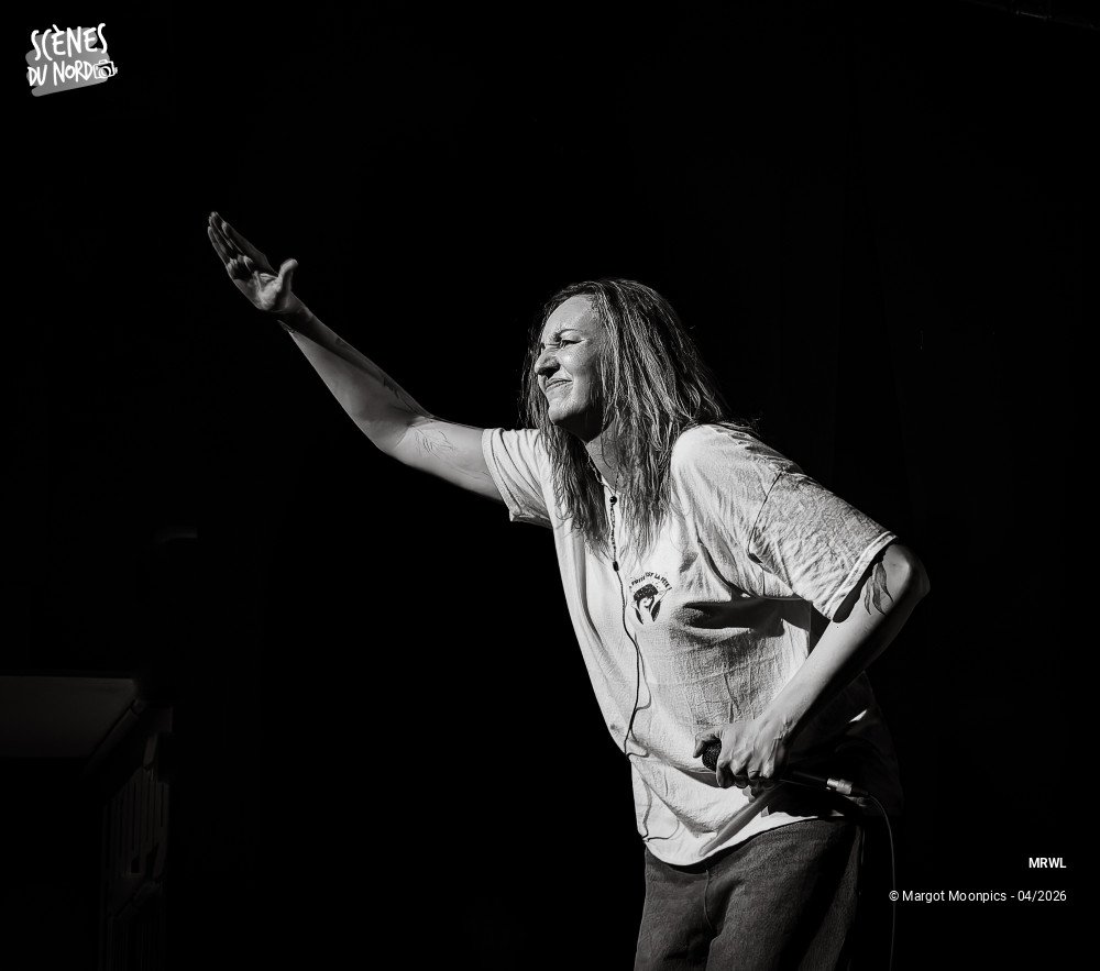 8/10 photos du spectacle MRWL - Black Lab