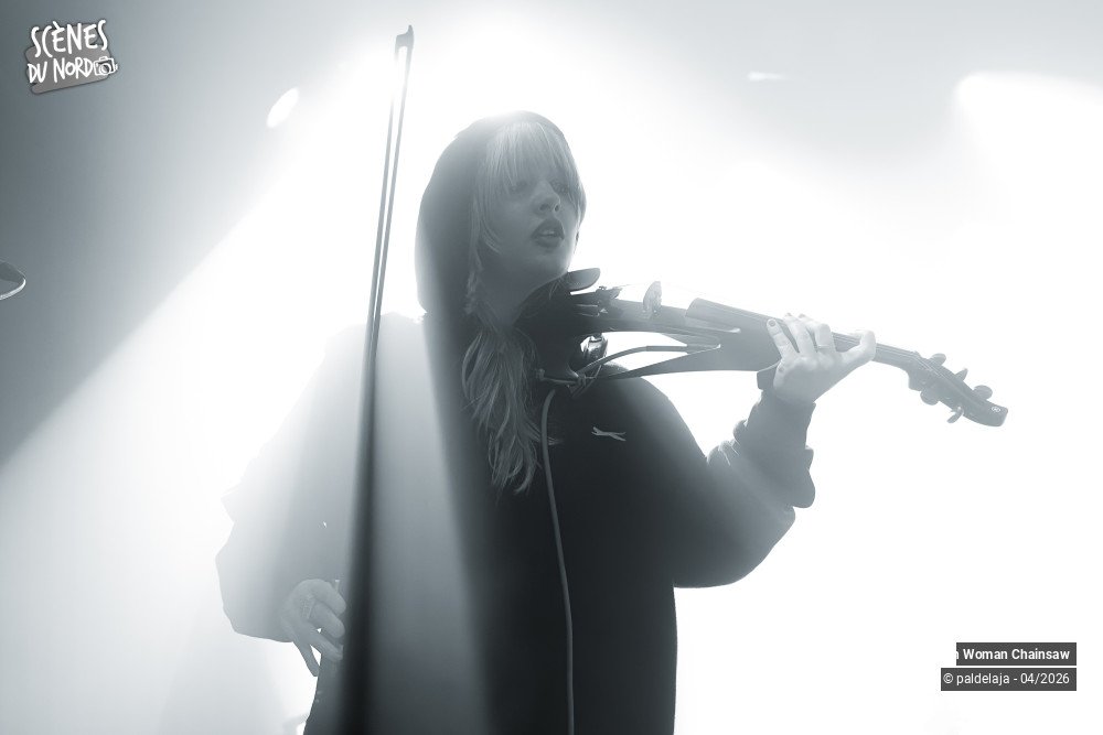 9/16 photos du spectacle Man Woman Chainsaw