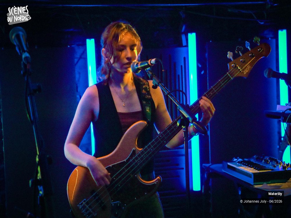 4/11 photos du spectacle Waterlily