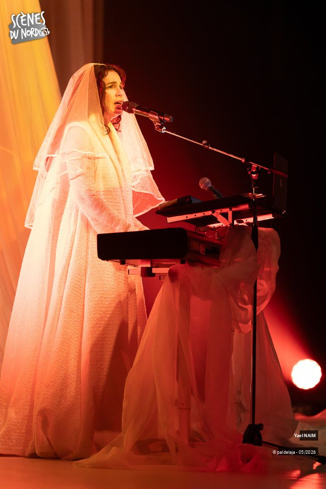 5/12 photos du spectacle Yaël Naïm
