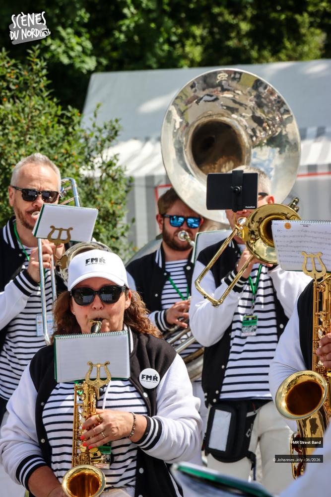 6/12 photos du spectacle FMR Street Band