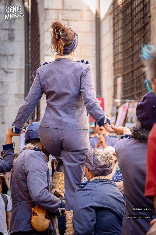 8/16 photos du spectacle L'armée du Chahut 