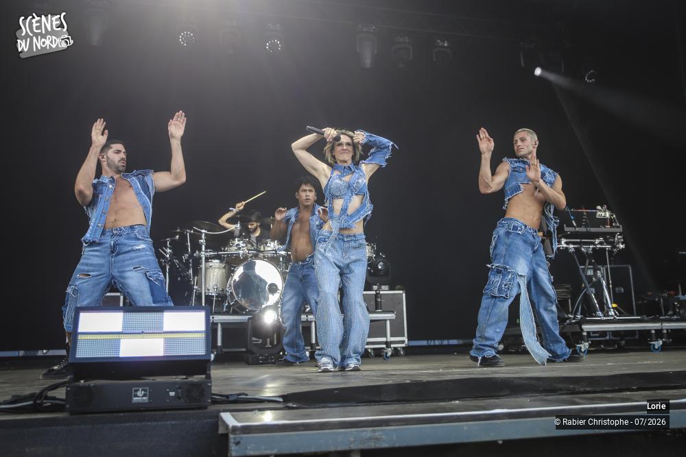 18/18 photos du spectacle Lorie