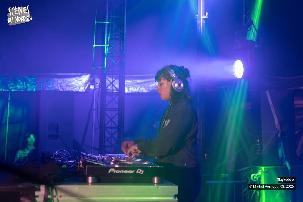 9/20 photos du spectacle Slayce bee "scène électro" Hush festival