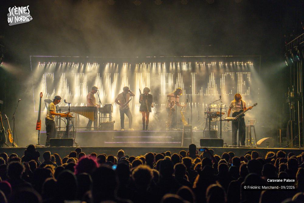1/16 photos du spectacle Caravane Palace