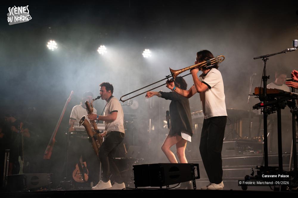 4/16 photos du spectacle Caravane Palace