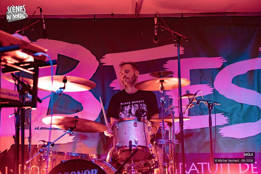 2/13 photos du spectacle DEÛLE au SLBFest