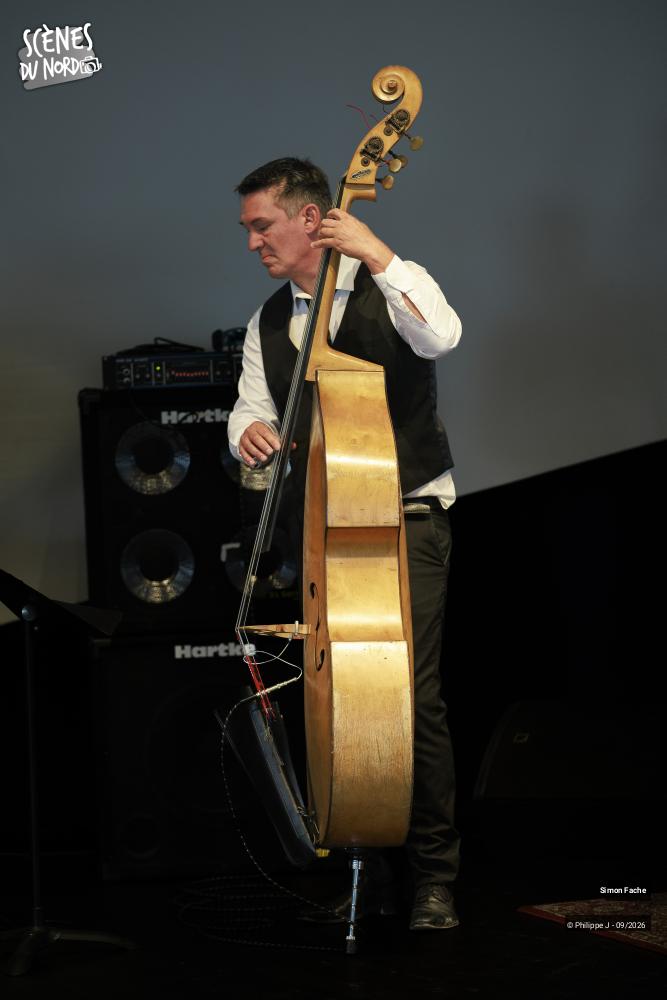 8/12 photos du spectacle Simon Fache trio