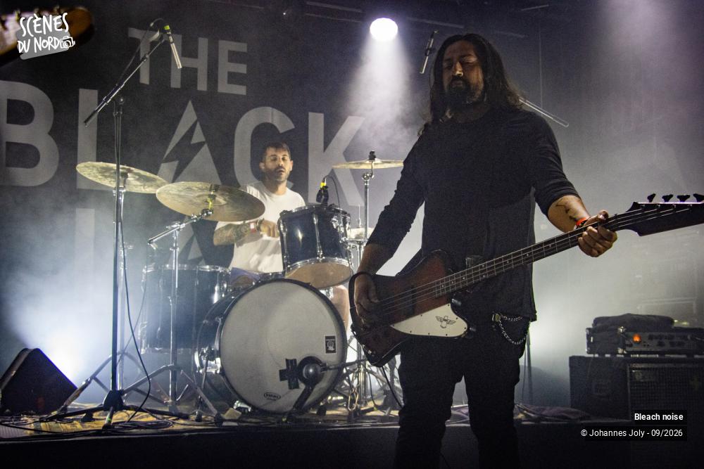 6/12 photos du spectacle Bleach noise