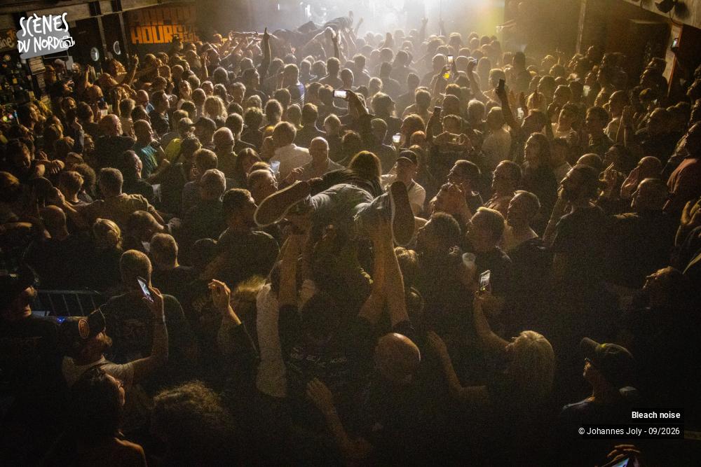 8/12 photos du spectacle Bleach noise