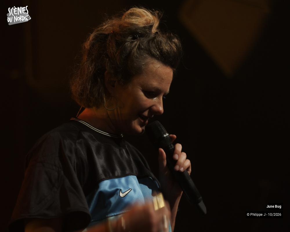 14/20 photos du spectacle June Bug
