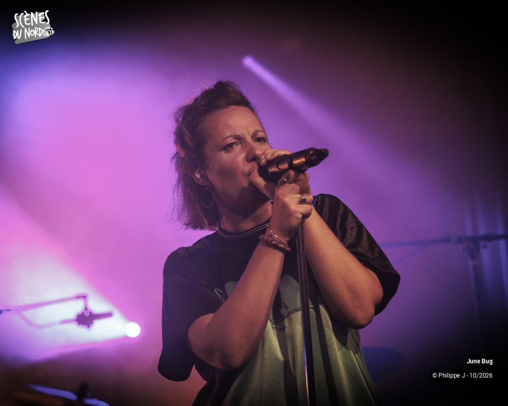 17/20 photos du spectacle June Bug