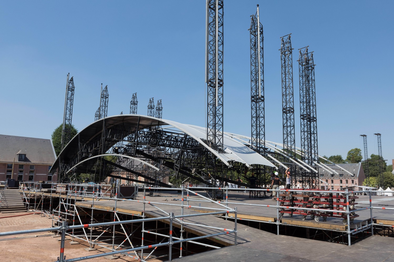 Implantation et Coulisses du Main Square Festival 2018