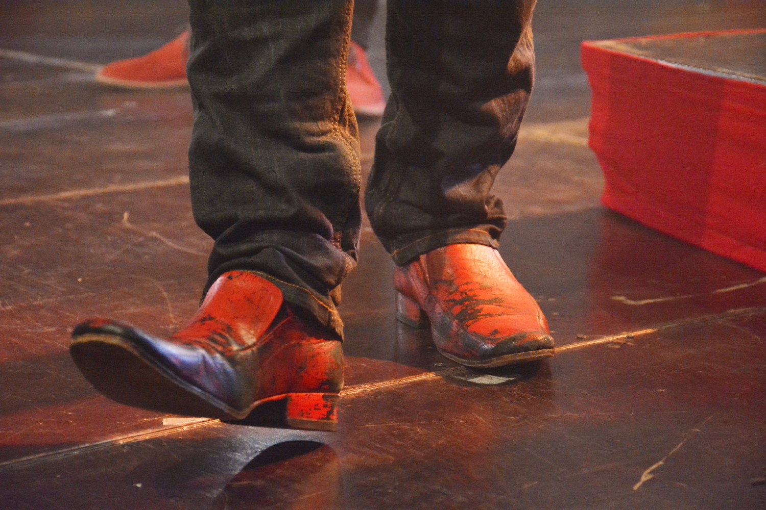 Mes Souliers Sont Rouges