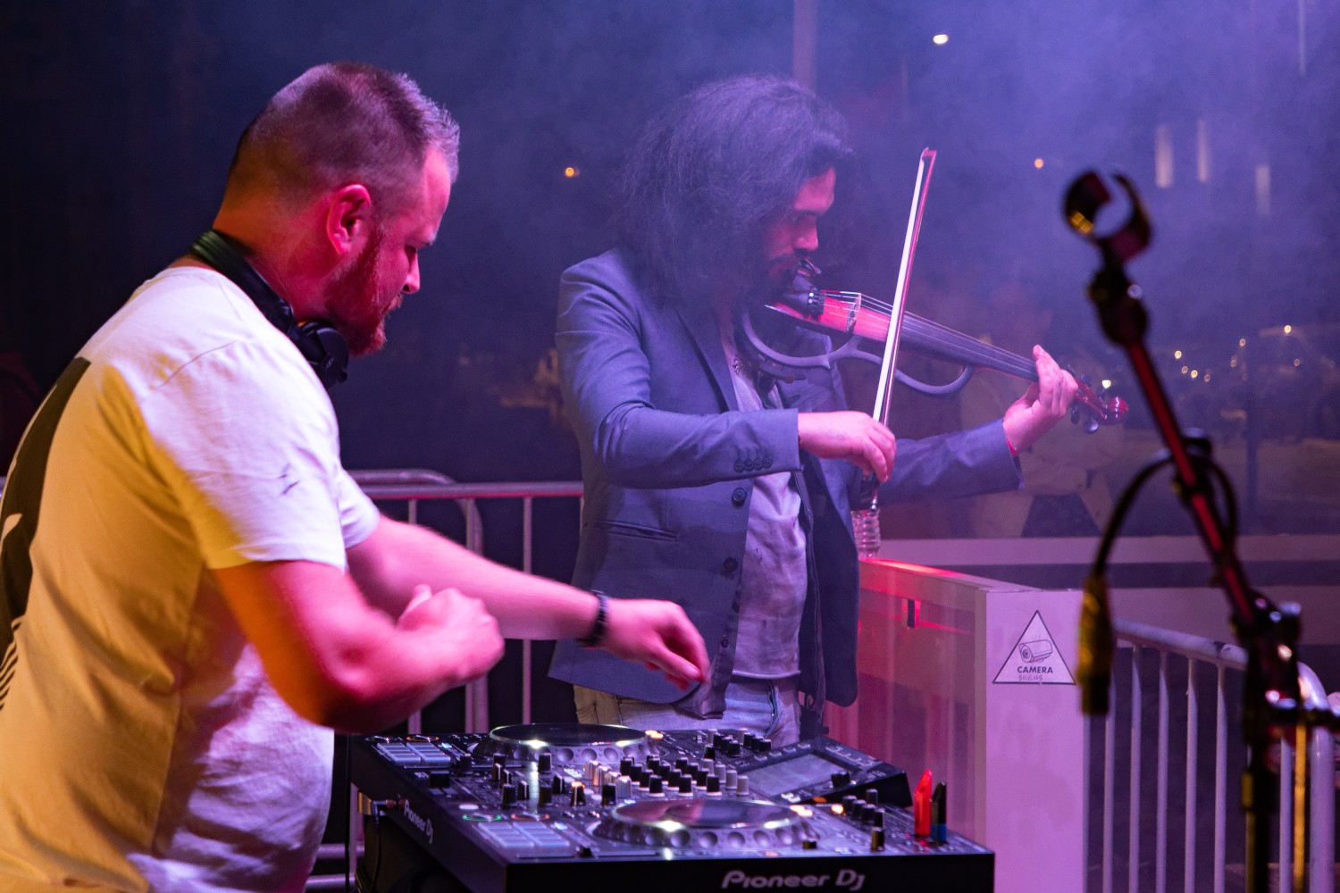 AKKIX ADDIX DJ set & violon live