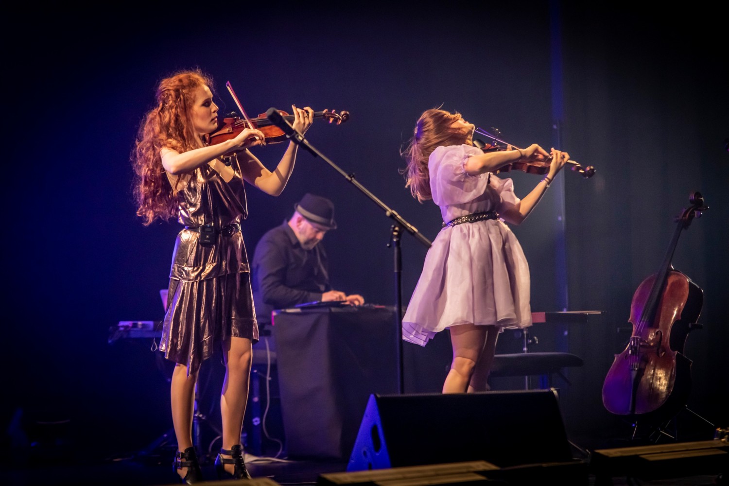 Camille et Julie Berthollet